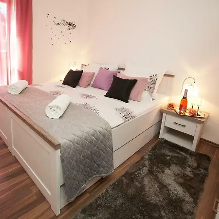 شقة Apartman Edita *