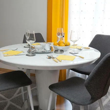 Apartman Edita زادار