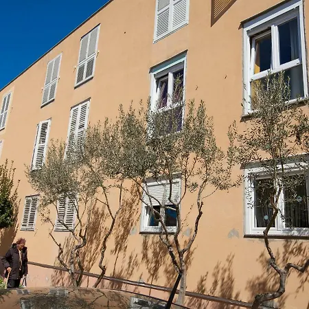 Apartman Edita * زادار