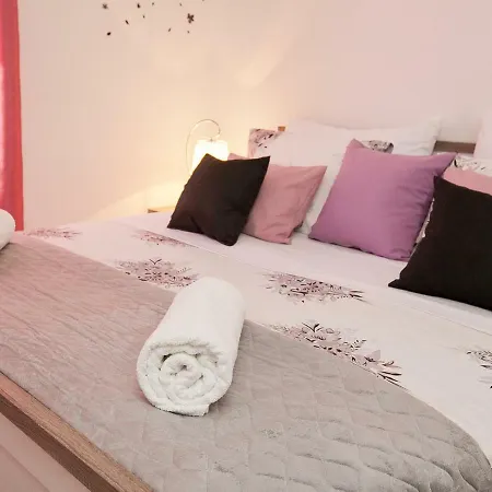 شقة Apartman Edita